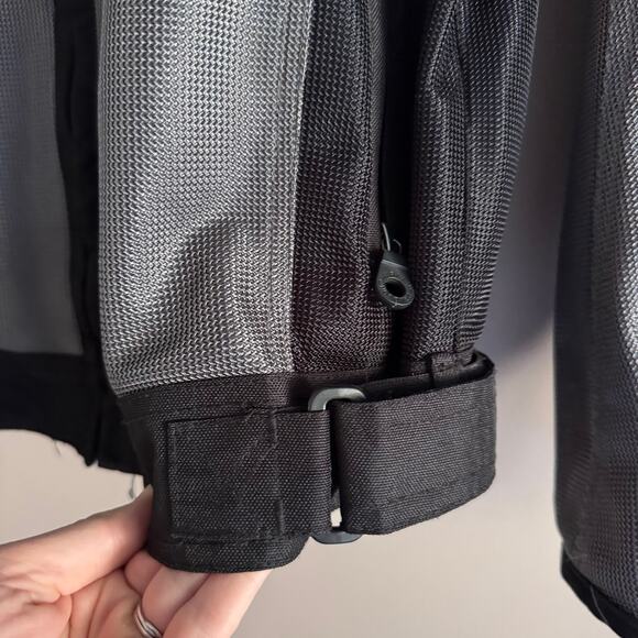 Harley-Davidson Men's Motorcycle Jacket Gray Black Mesh Riding Full Zip Large - Picture 3 of 10